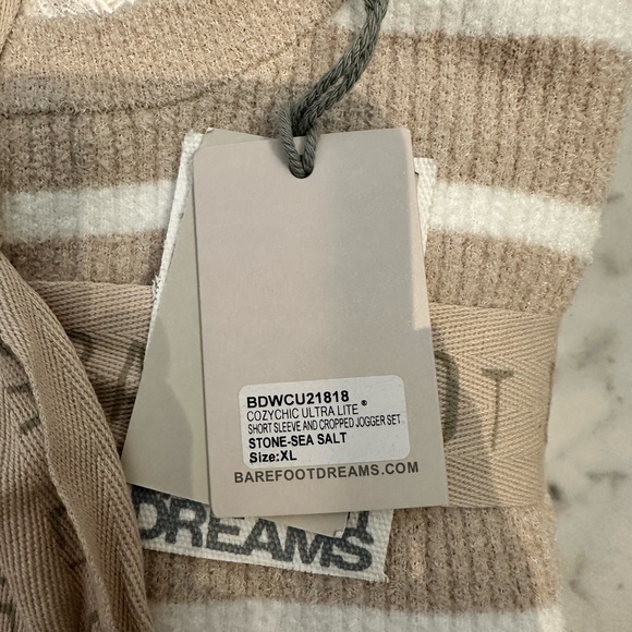 Barefoot Dreams Cozychic Ultra Lite Jogger Set (Stone-Sea Salt) - Picture 6 of 6